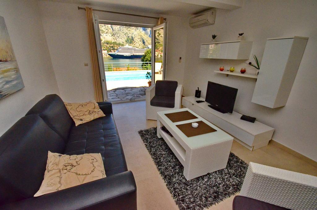Muo Apartments Kotor Cameră foto