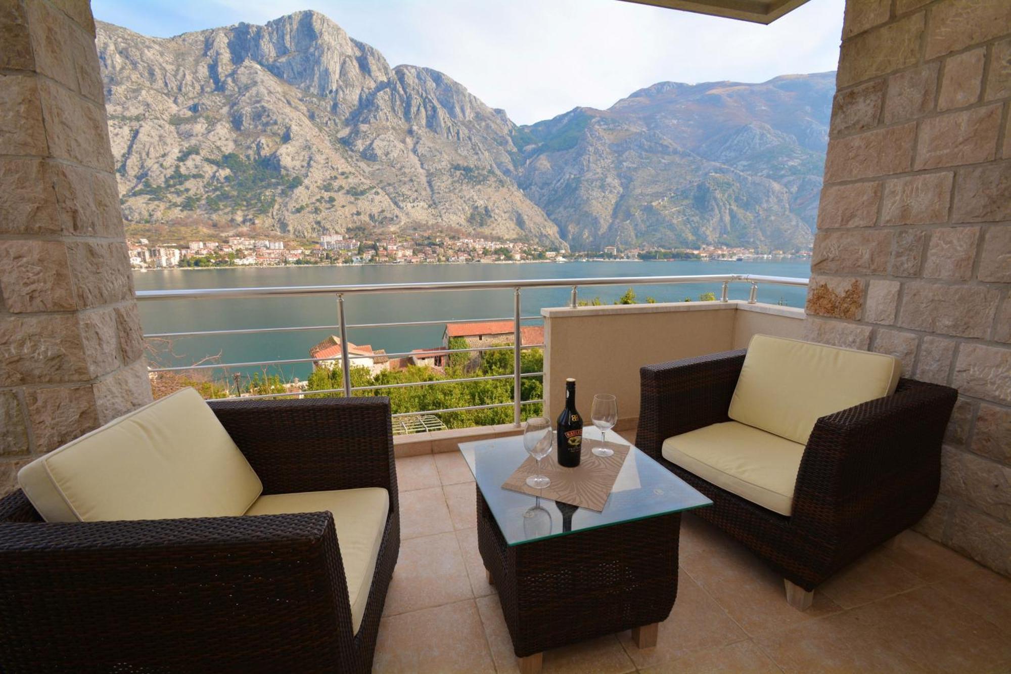 Muo Apartments Kotor Cameră foto