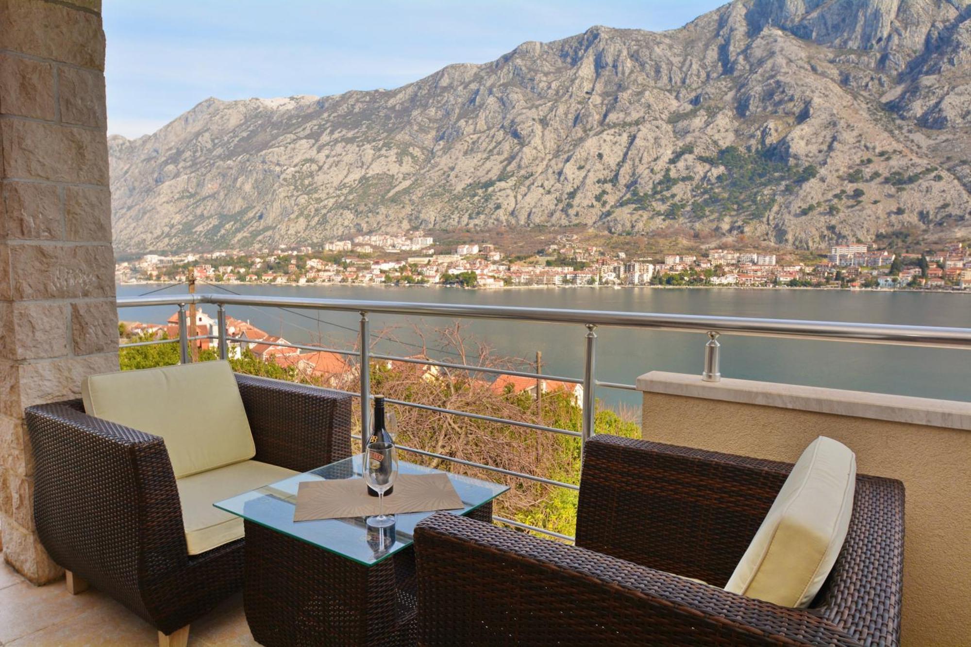 Muo Apartments Kotor Cameră foto